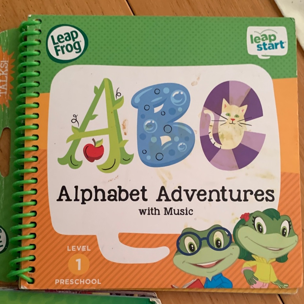 LeapStart Interactive Learning Books Set - Picture 3 of 4